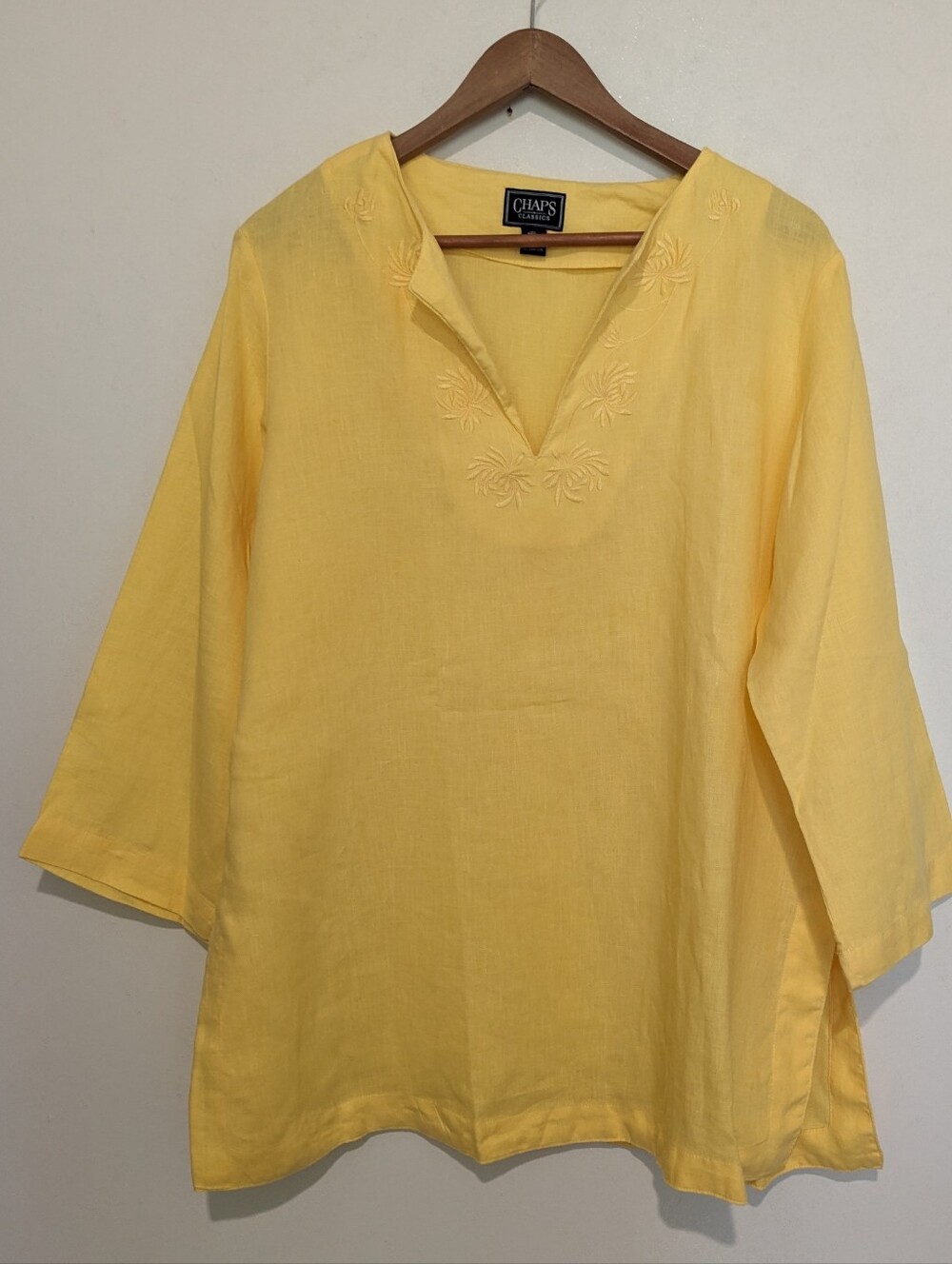 XL Chaps Yellow Linen Embroidered Blouse Notch Neck Crop Sleeve Tunic
